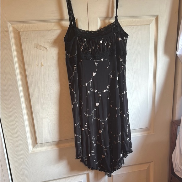 Urban outfitters Black Floral Slip Dress - Picture 3 of 4